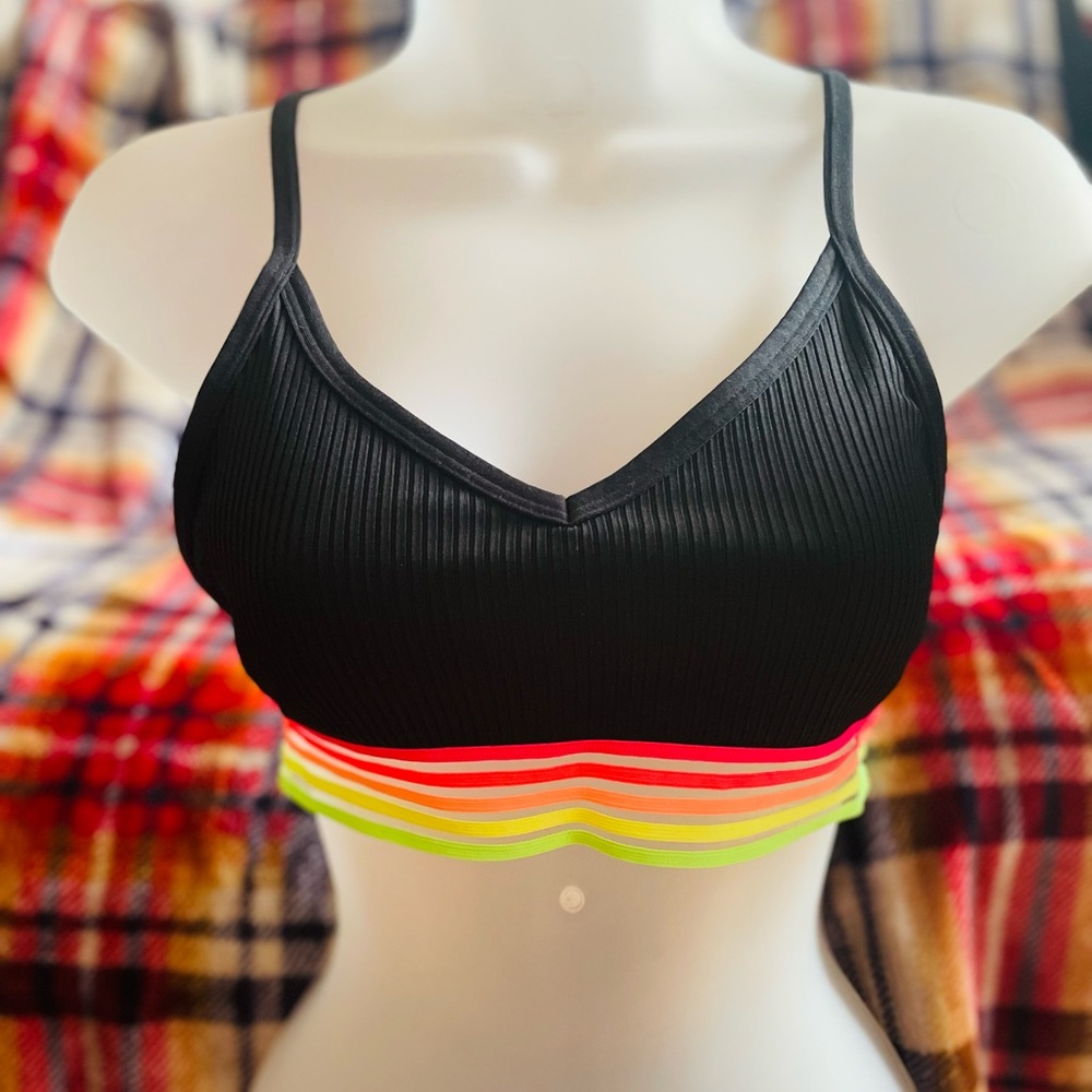 Victoria’s Secret PINK sports bra